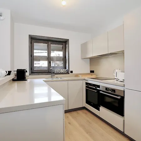 Duplex Neuf Avec Parking, Proche Piste A - Fr-1-575-227 Apartment *